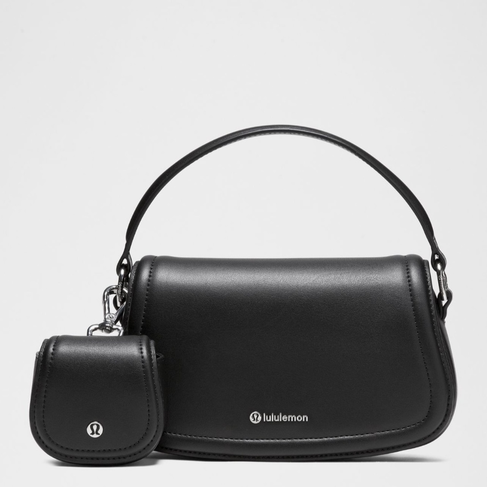 SOLD ❤️New with tags lululemon leather crossbody or handheld